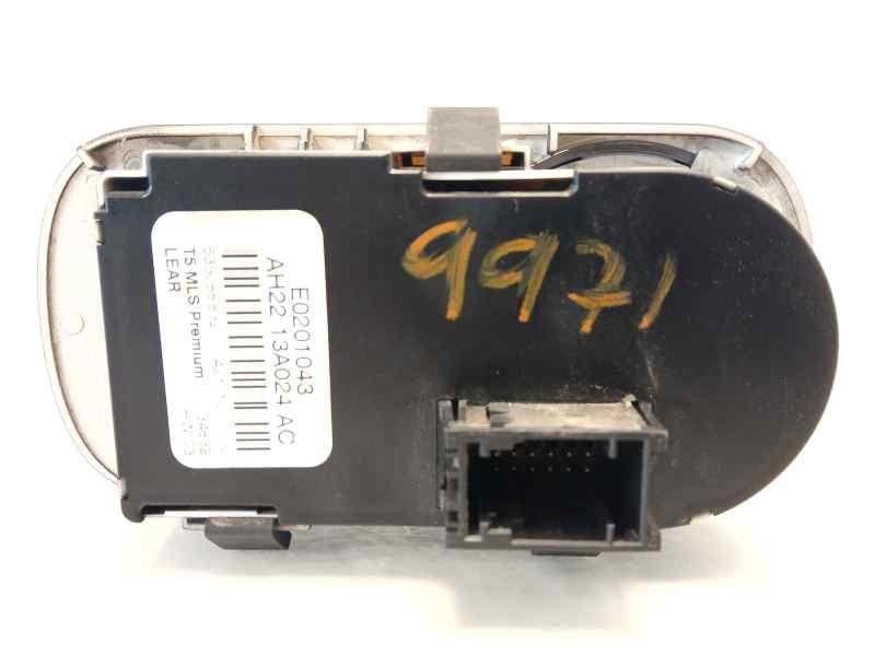 Recambio de mando luces para land rover discovery 4 tdv6 se referencia OEM IAM AH2213A024AC  