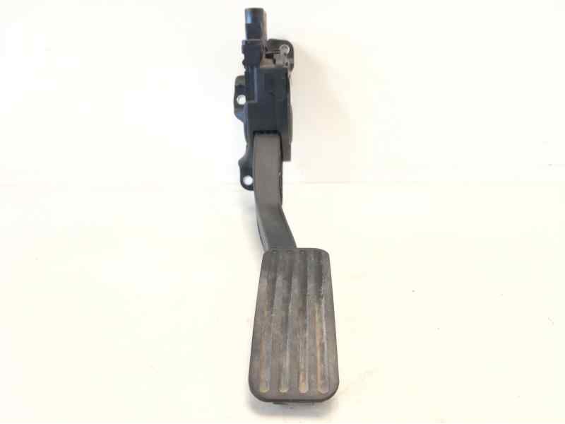 Recambio de potenciometro pedal para land rover discovery 4 tdv6 se referencia OEM IAM AH229F836AB 6PV009698 