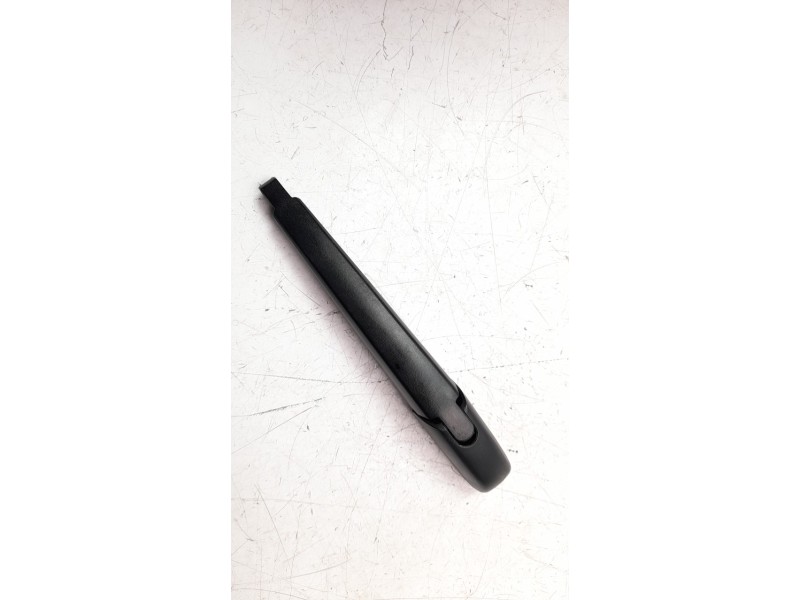 Recambio de brazo limpia trasero para toyota rav 4 referencia OEM IAM 8524142090  