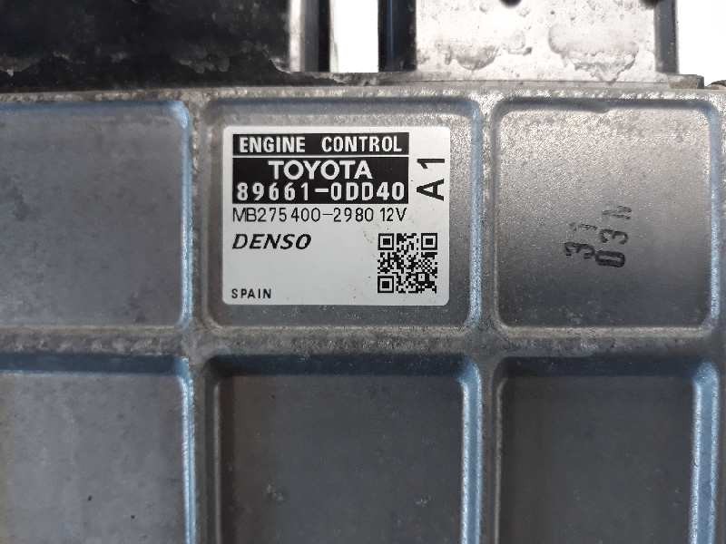 Recambio de centralita motor uce para toyota yaris active referencia OEM IAM 896610DD40 MB2754002980 