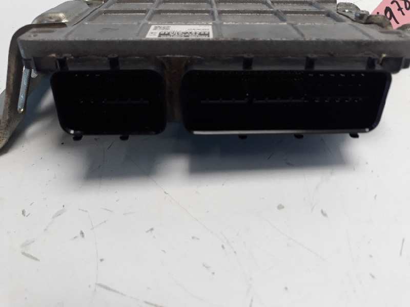 Recambio de centralita motor uce para toyota yaris active referencia OEM IAM 896610DD40 MB2754002980 