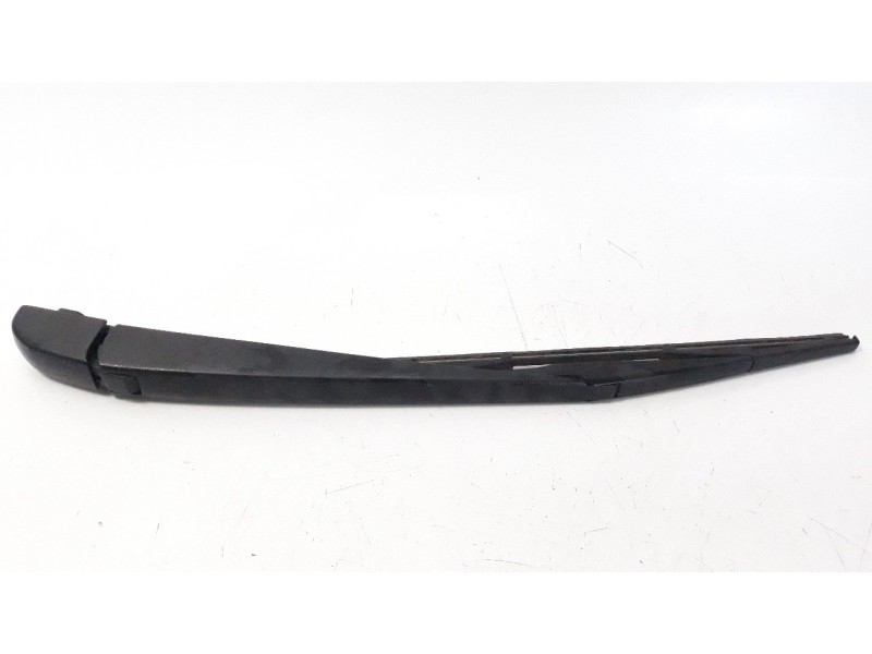 Recambio de brazo limpia trasero para toyota c-hr referencia OEM IAM 85241F4010  