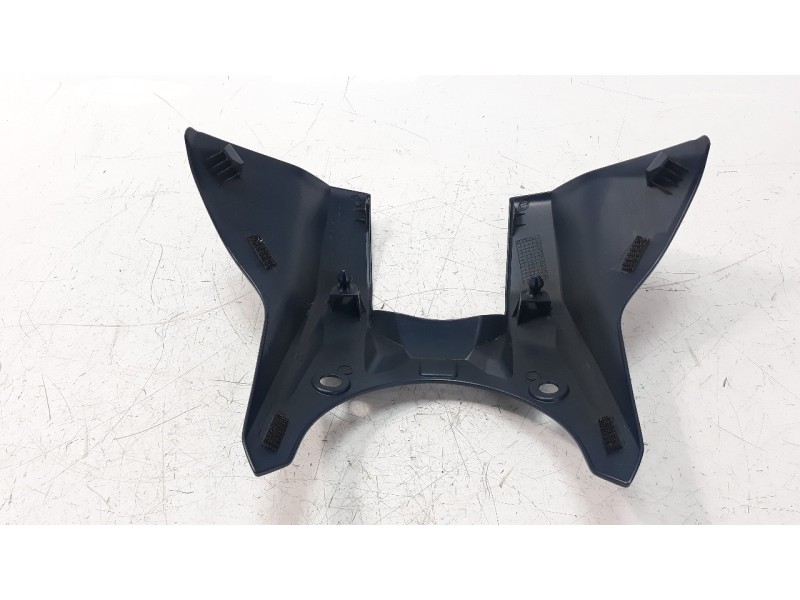 Recambio de moldura para honda cb 650r referencia OEM IAM 17571MKND500  
