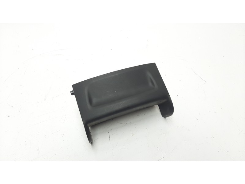 Recambio de cenicero para opel zafira tourer 2.0 16v cdti referencia OEM IAM 13378760  