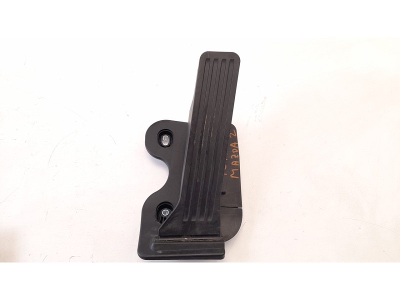 Recambio de potenciometro pedal para mazda 2 lim. () 1.5 16v cat referencia OEM IAM GHK341600G 6PV31204122 