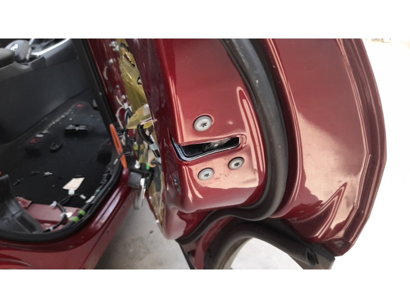 Recambio de cerradura puerta trasera derecha para toyota rav4 hybrid 4x2 advance referencia OEM IAM 6700342191  