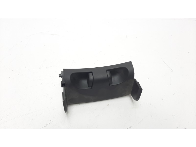 Recambio de cenicero para opel zafira tourer 2.0 16v cdti referencia OEM IAM 13378760  
