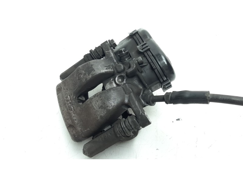 Recambio de pinza de freno trasera izquierda para mercedes-benz clase a (w176) 2.1 cdi cat referencia OEM IAM A2465460543  