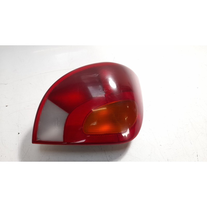 Recambio de piloto trasero derecho para ford fiesta berl./courier 1.4 cat (pt-e) referencia OEM IAM 96FG13N004  