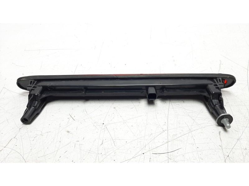 Recambio de luz central de freno para suzuki vitara 1.6 ddis turbodiesel cat referencia OEM IAM 3581071LA  