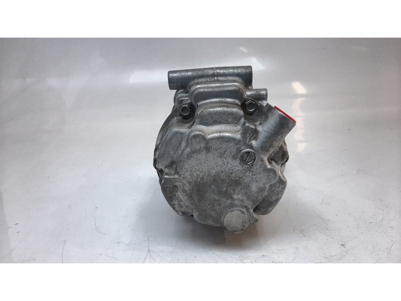 Recambio de compresor aire acondicionado para toyota rav4 hybrid 4x2 advance referencia OEM IAM 8837033050  
