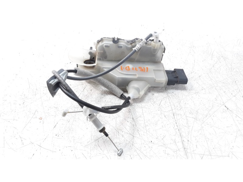 Recambio de cerradura puerta delantera izquierda para citroen c3 1.5 blue-hdi fap referencia OEM IAM 1315989  