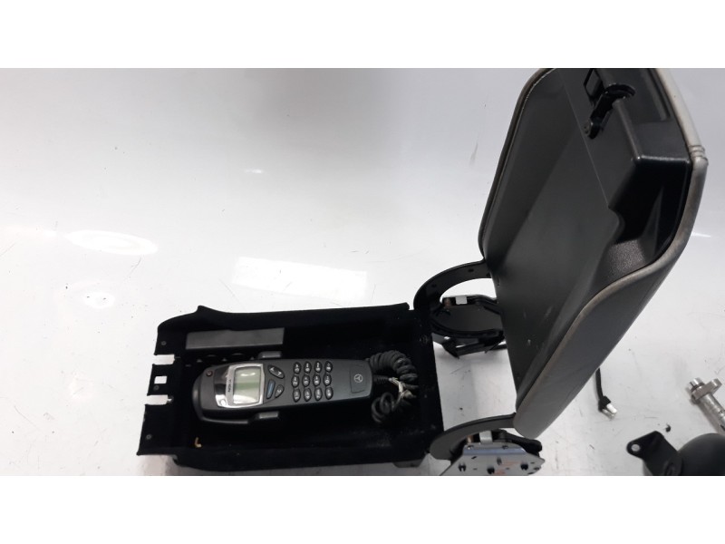 Recambio de apoyabrazos central para mercedes-benz clase cl (w215) coupe 5.0 v8 24v cat referencia OEM IAM 21568001391A20  