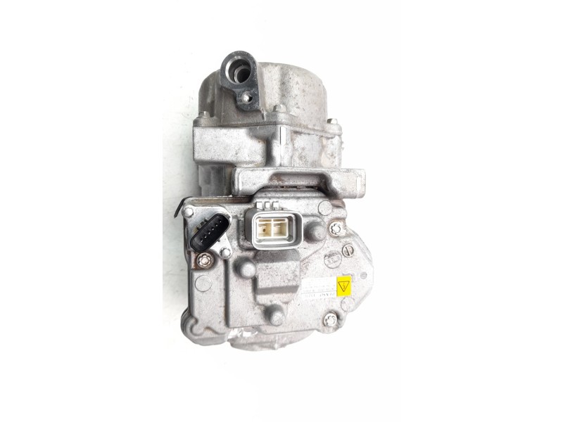 Recambio de compresor aire acondicionado para toyota rav 4 referencia OEM IAM 0422000553  