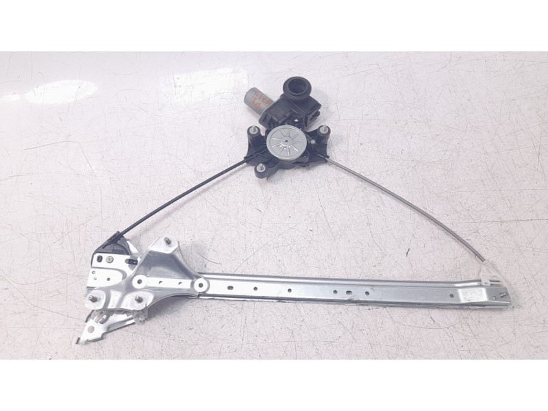 Recambio de elevalunas delantero izquierdo para toyota rav4 hybrid 4x2 advance referencia OEM IAM 8572042130  