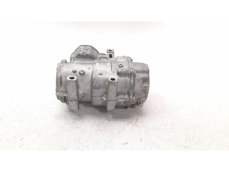 Recambio de compresor aire acondicionado para toyota rav 4 referencia OEM IAM 0422000553  