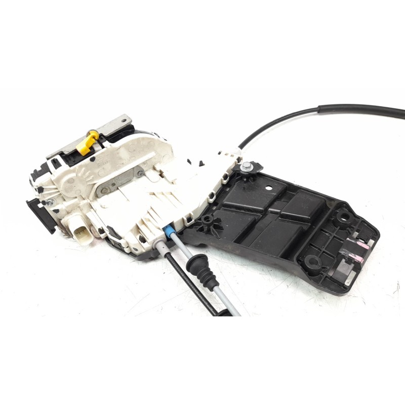 Recambio de cerradura puerta delantera izquierda para jeep compass ii 2.0 m-jet cat referencia OEM IAM 68211097AD  