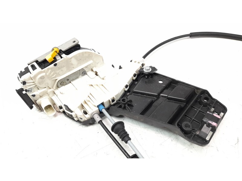 Recambio de cerradura puerta delantera izquierda para jeep compass ii 2.0 m-jet cat referencia OEM IAM 68211097AD  