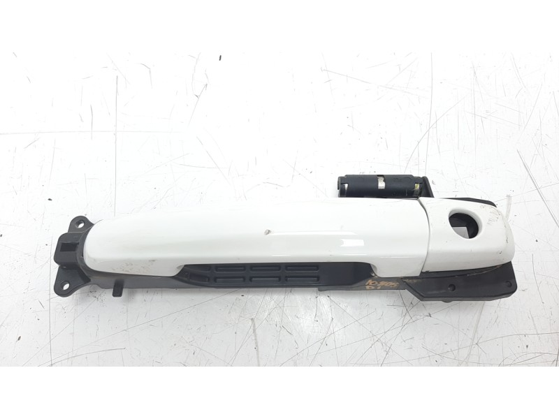 Recambio de maneta exterior delantera izquierda para suzuki vitara 1.6 ddis turbodiesel cat referencia OEM IAM 8281263J005PK  