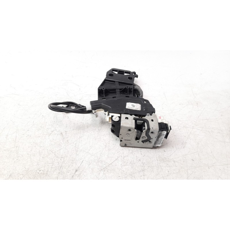 Recambio de cerradura puerta trasera derecha para jeep compass ii 2.0 m-jet cat referencia OEM IAM 68466852AA  