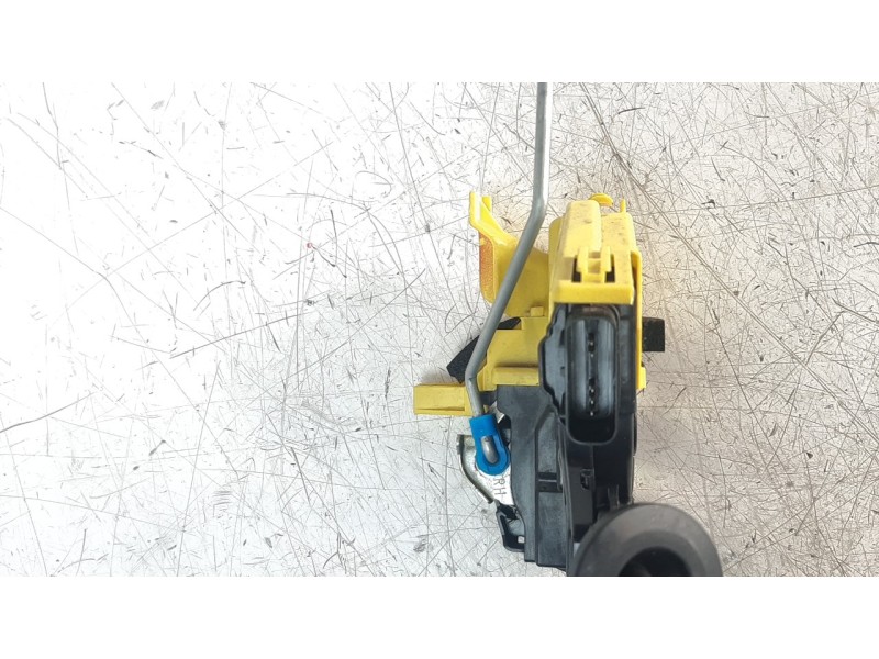 Recambio de cerradura puerta delantera derecha para kia niro referencia OEM IAM 81320G5010KJL  