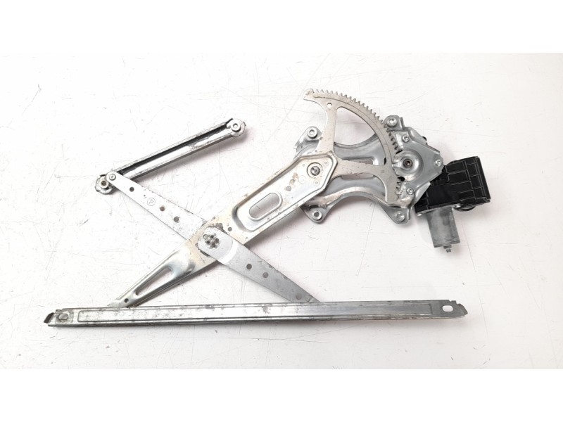 Recambio de elevalunas delantero izquierdo para toyota rav 4 referencia OEM IAM 6980230280  