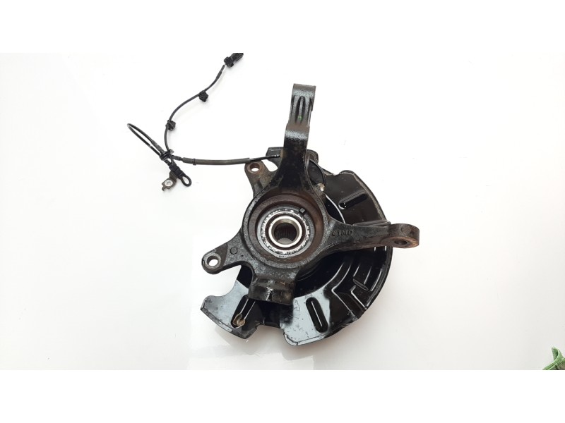 Recambio de mangueta delantera derecha para suzuki vitara 1.6 ddis turbodiesel cat referencia OEM IAM 451116M00  