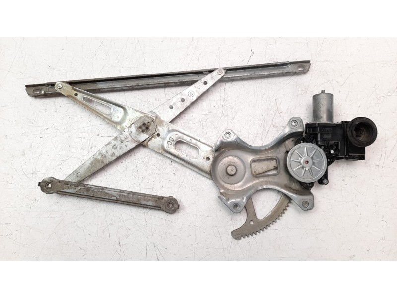 Recambio de elevalunas delantero izquierdo para toyota rav 4 referencia OEM IAM 6980230280  