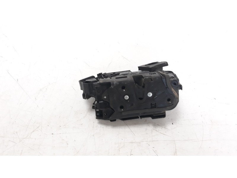 Recambio de cerradura puerta delantera derecha para seat ibiza (kj1) 1.0 referencia OEM IAM 5TB837016A  