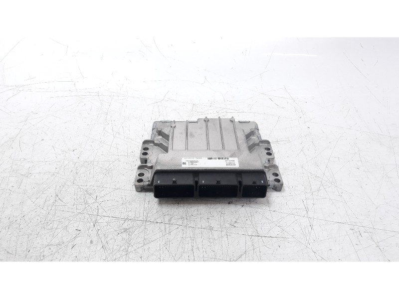 Recambio de centralita motor uce para renault captur ii 1.3 tce referencia OEM IAM 237101511S  
