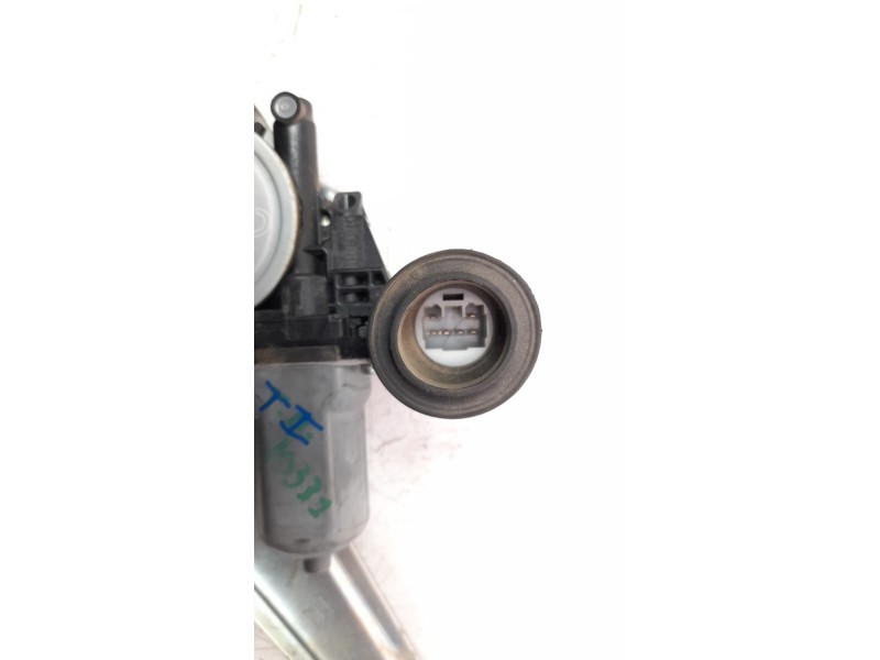 Recambio de elevalunas trasero izquierdo para toyota rav 4 referencia OEM IAM 6980442050  