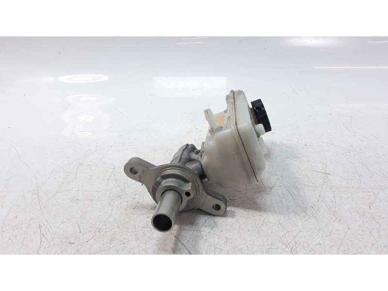 Recambio de bomba freno para renault kangoo 1.5 dci diesel fap referencia OEM IAM 460117576R  