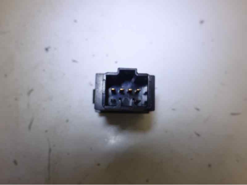 Recambio de interruptor para hyundai coupe (j2) referencia OEM IAM   