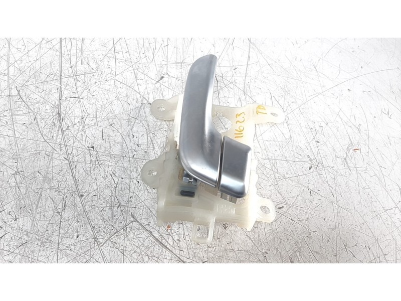 Recambio de maneta interior trasera derecha para kia niro referencia OEM IAM 82623G5000  