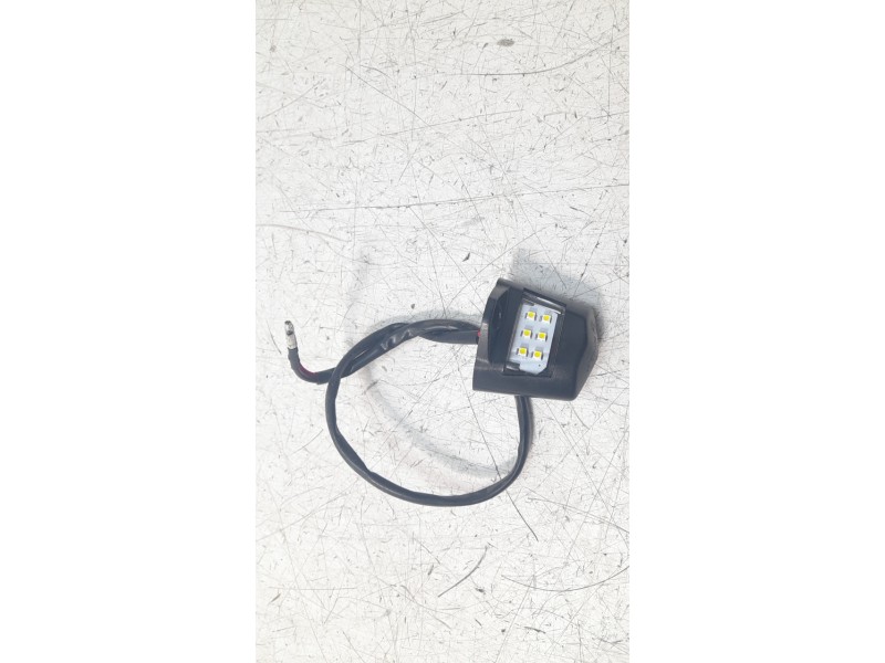 Recambio de piloto matricula para seat mo mo referencia OEM IAM 50R002167  
