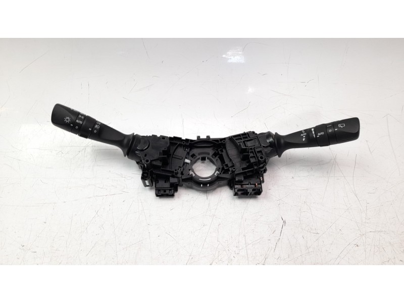 Recambio de mando multifuncion para toyota rav 4 referencia OEM IAM 17F744  