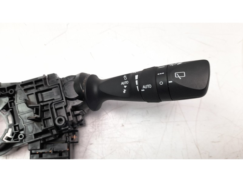 Recambio de mando multifuncion para toyota rav 4 referencia OEM IAM 17F744  