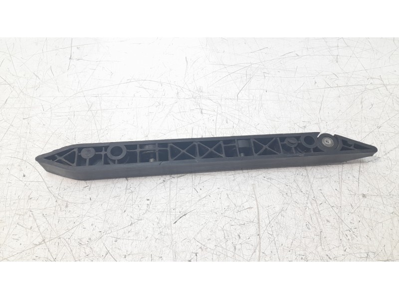 Recambio de moldura para seat mo mo referencia OEM IAM MOLDURA  