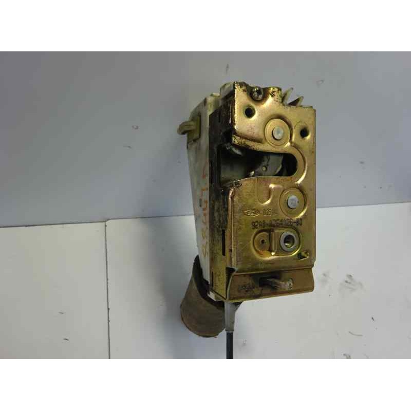 Recambio de cerradura puerta trasera derecha para ford escort berlina/turnier referencia OEM IAM 93BG220A20BA 403825 