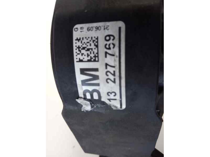 Recambio de soporte motor derecho para opel insignia berlina cosmo referencia OEM IAM 13227769  