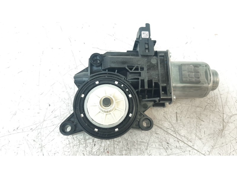 Recambio de motor elevalunas delantero derecho para kia niro referencia OEM IAM 82460G5010  