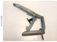 Recambio de retenedor puerta para land rover discovery 4 tdv6 se referencia OEM IAM LR040748   2