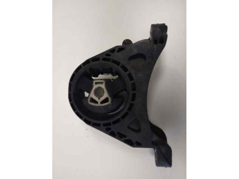 Recambio de soporte motor derecho para opel insignia berlina cosmo referencia OEM IAM 13227769  