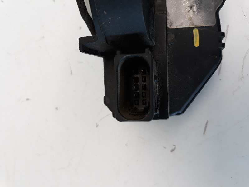 Recambio de cerradura puerta delantera derecha para opel astra j lim. enjoy referencia OEM IAM 3023880  