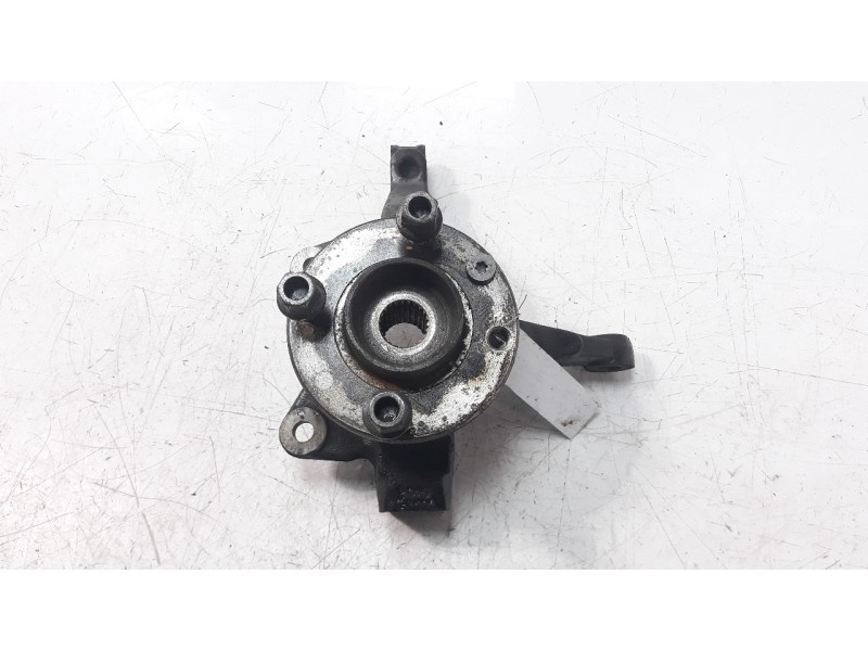 Recambio de mangueta delantera izquierda para renault kangoo 1.5 dci diesel fap referencia OEM IAM 8200755585 765771 ZZPRE002