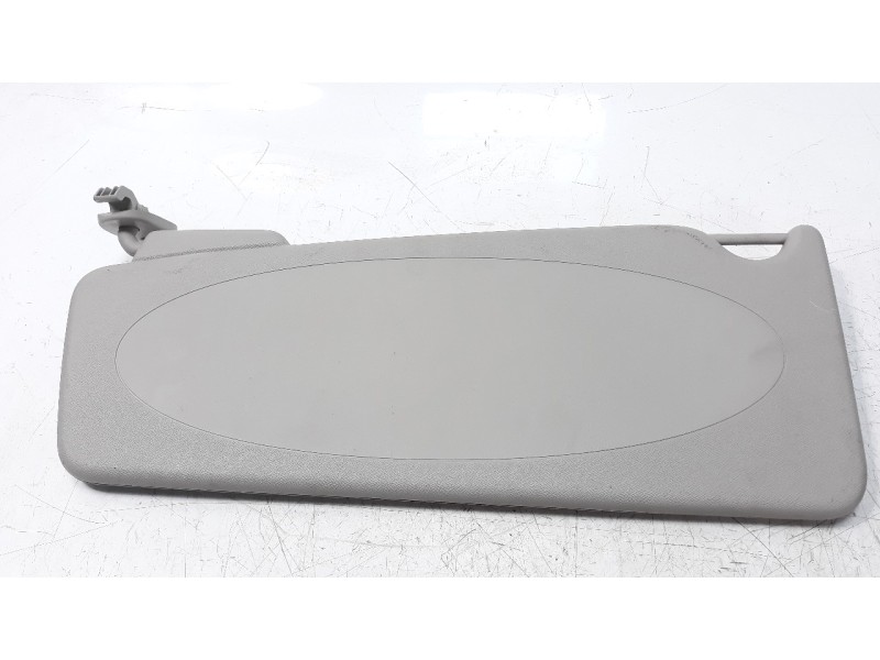 Recambio de parasol derecho para renault kangoo 1.5 dci diesel fap referencia OEM IAM 8200544838  