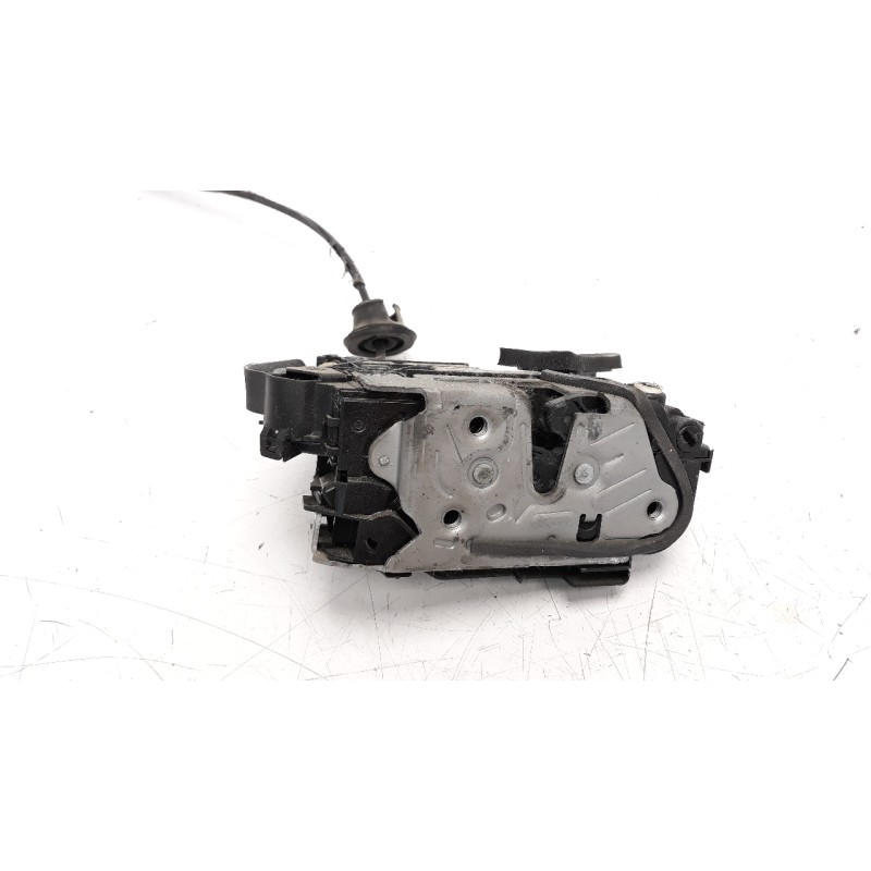 Recambio de cerradura puerta trasera derecha para audi a1 sportback (gba) 1.0 tfsi referencia OEM IAM 5TA839016Q  