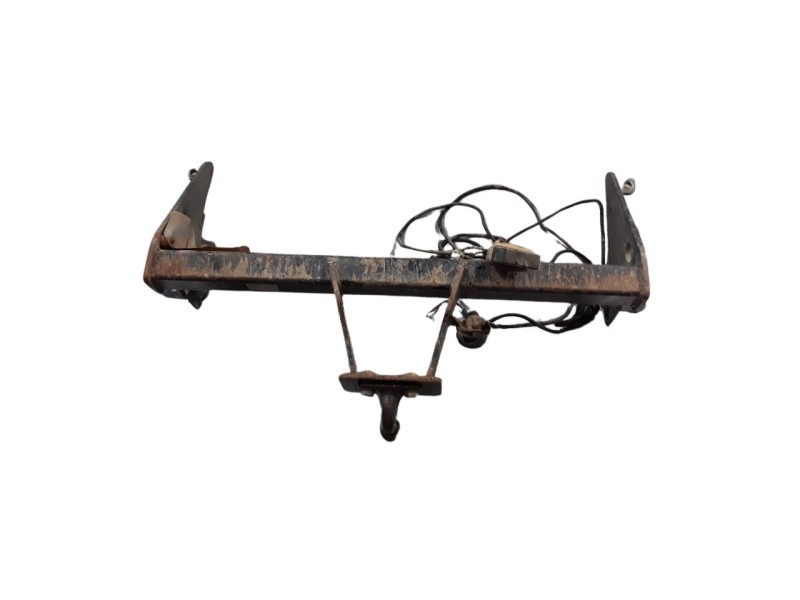 Recambio de refuerzo paragolpes trasero para nissan navara pick-up (d40m) 2.5 dci diesel cat referencia OEM IAM KE5004KJ1D  