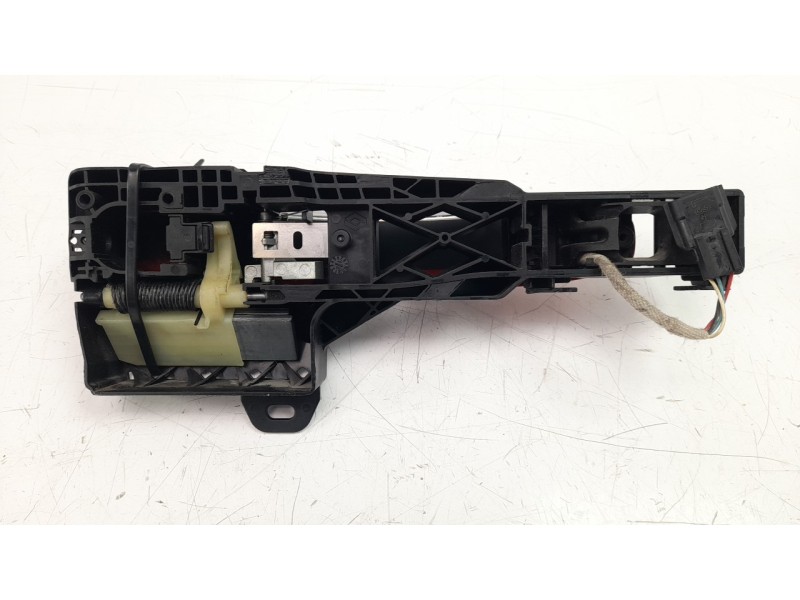 Recambio de maneta exterior delantera izquierda para renault megane iv berlina 5p 1.3 tce referencia OEM IAM 806078862R  