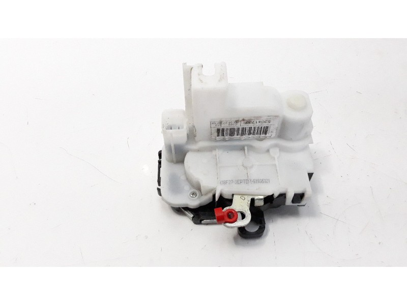 Recambio de cerradura puerta delantera derecha para fiat nuova 500 (150) lounge referencia OEM IAM 52041737  